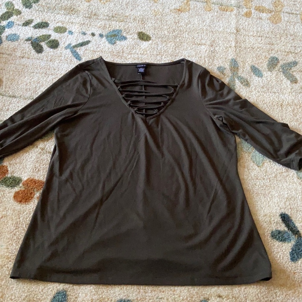 Olive green 3/4 sleeves Torrid size 1 top